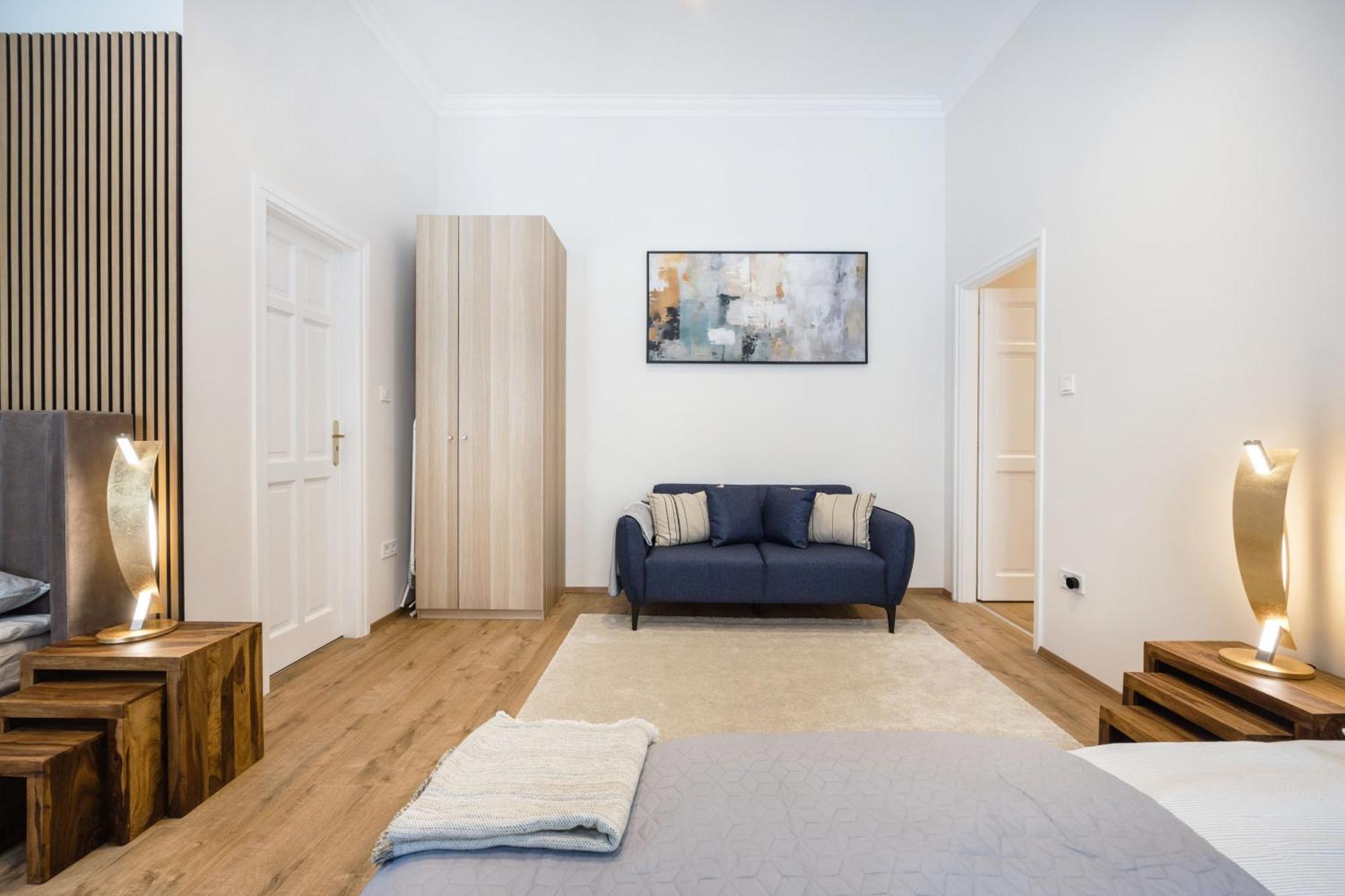 Sleek Downtown Living Lejlighed Budapest Eksteriør billede