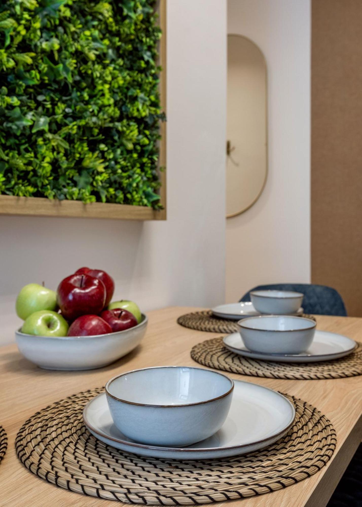 Sleek Downtown Living Lejlighed Budapest Eksteriør billede